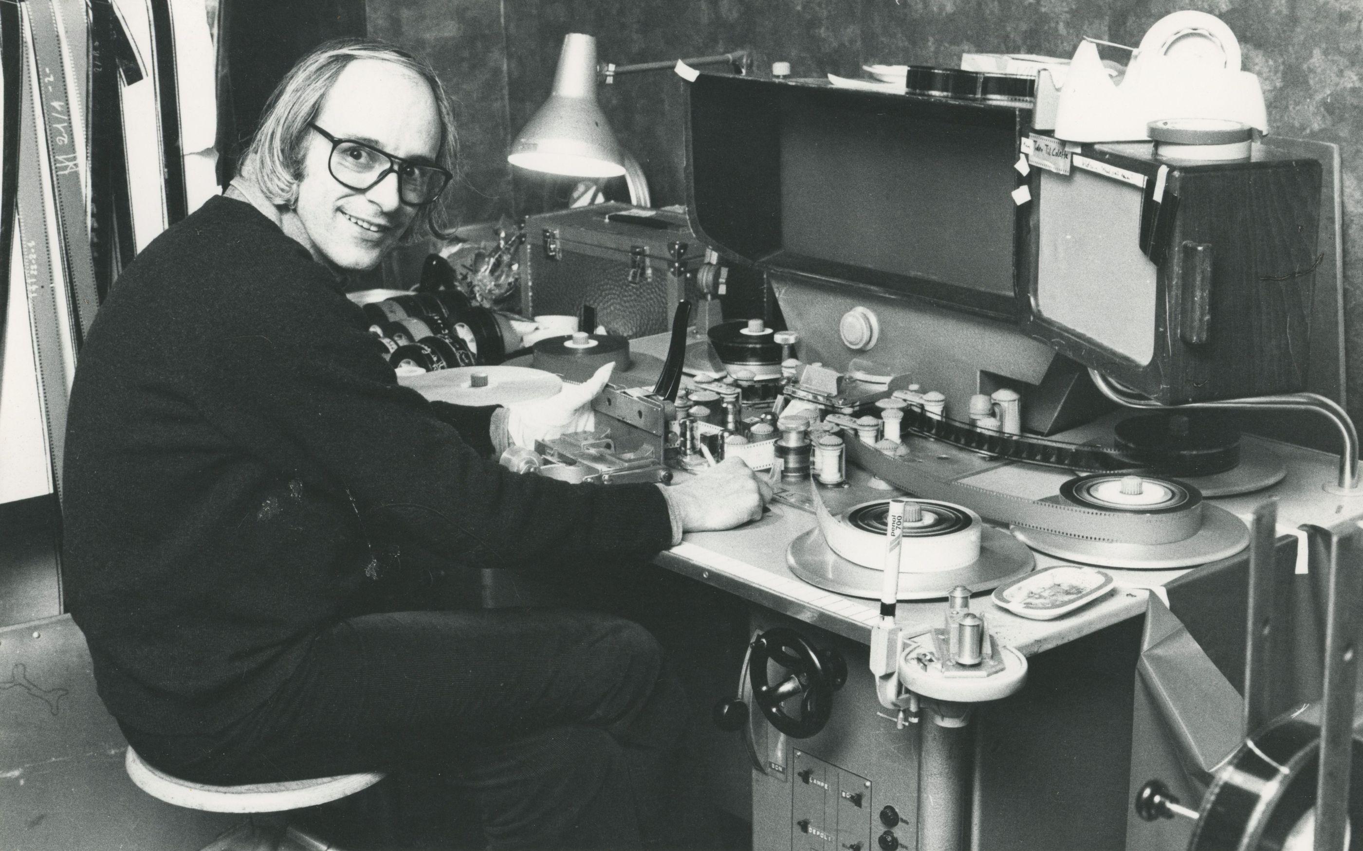 Christian Hartkopp - klipper grundlægger af klipperuddannelsen 35 mm stenbæk klippebord.jpg